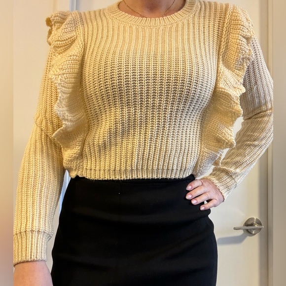 Na•kd sweater with ruffles - Picture 5 of 9